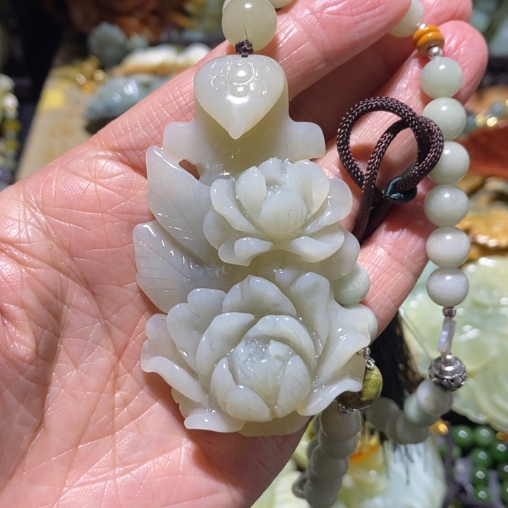 岫玉岫玉吊坠未镶嵌