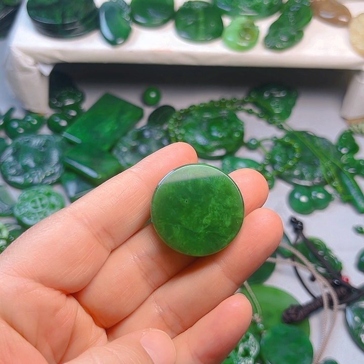 颈饰未镶嵌和田玉豆*豆