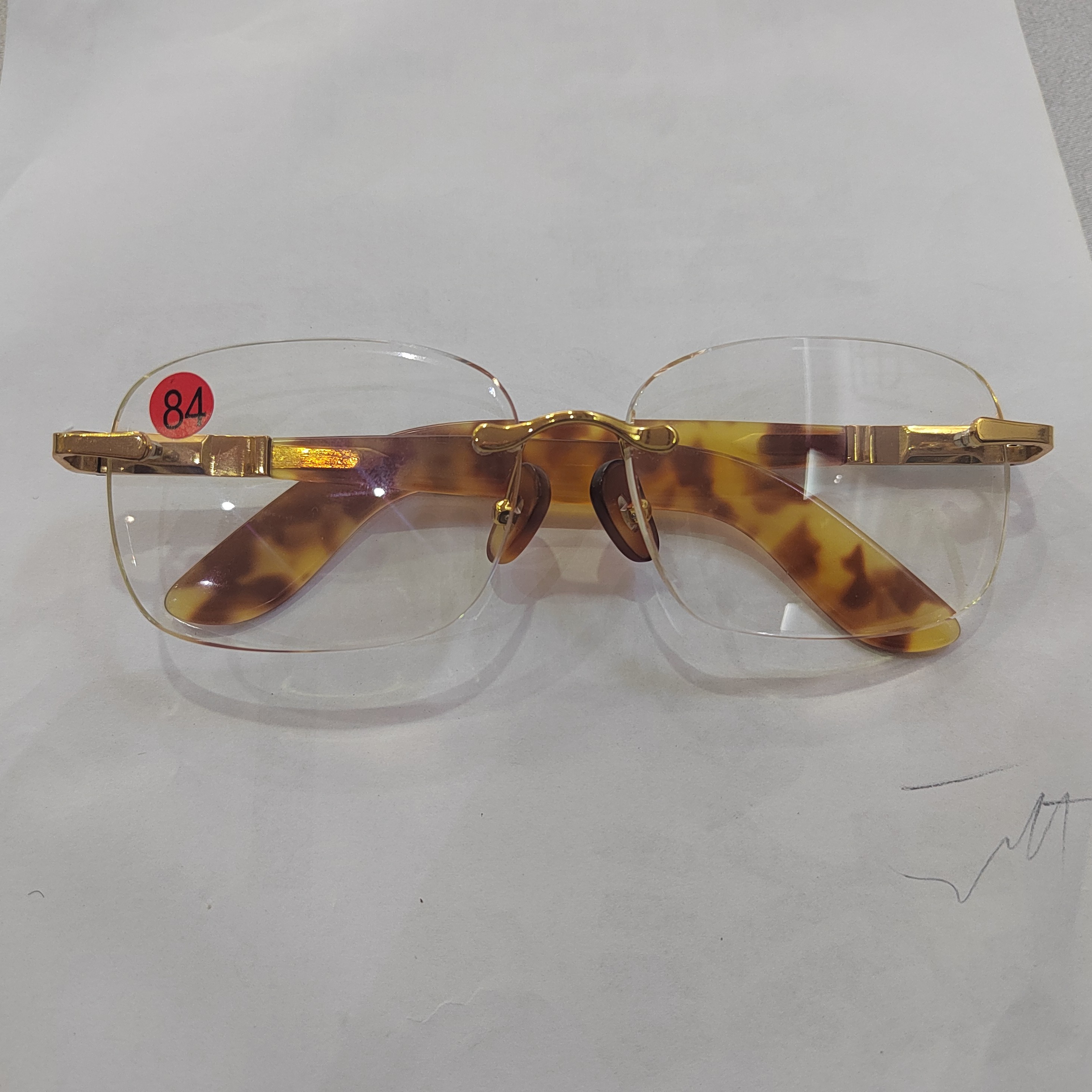 精品竹叶青商务款眼镜，尺寸上下4.6cm左右6.0cm，镜片厚度4.0mm