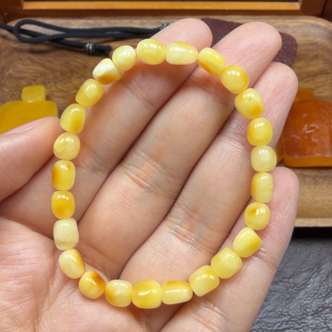 琥珀未镶嵌手链111