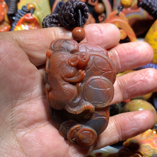 玛瑙/玉髓颈饰未镶嵌