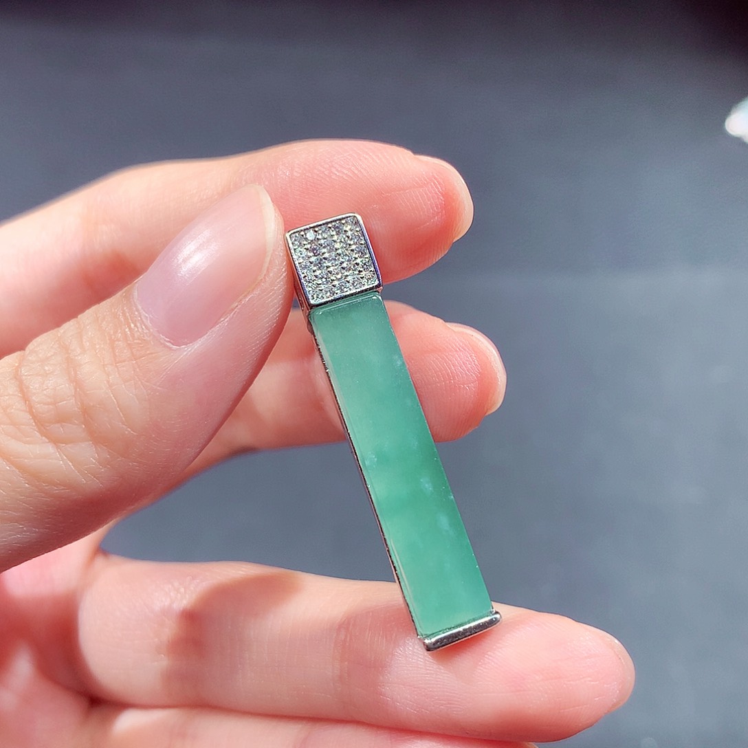 未镶嵌戒指翡翠翡翠