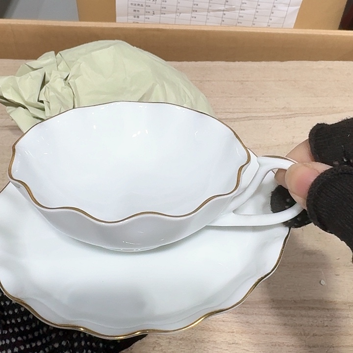 瓷片哈哈哈哈哈哈哈哈