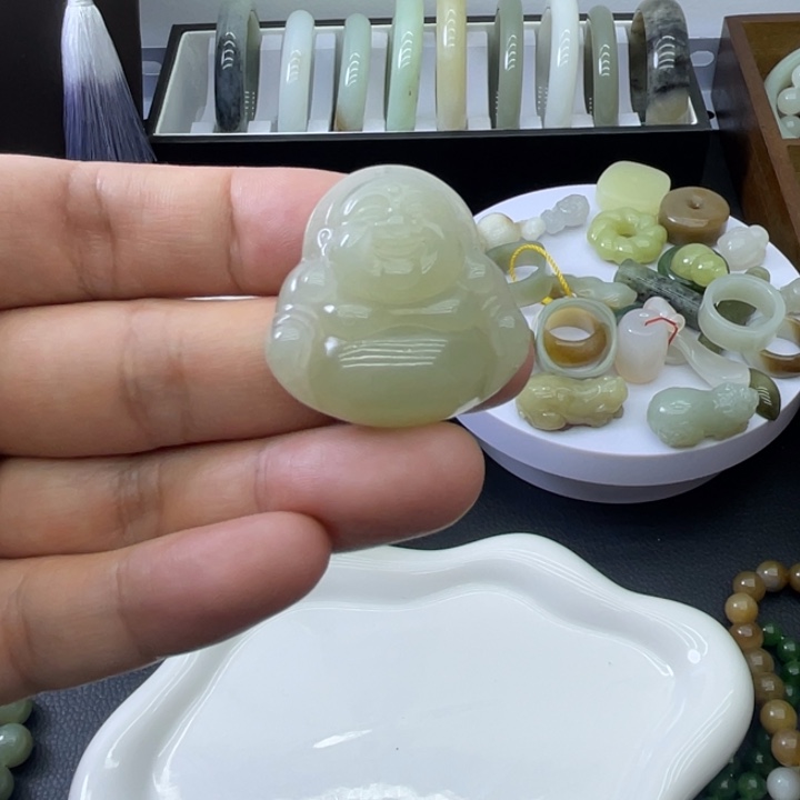 和田玉（糖玉）未镶嵌吊坠(不含链)晴水佛公