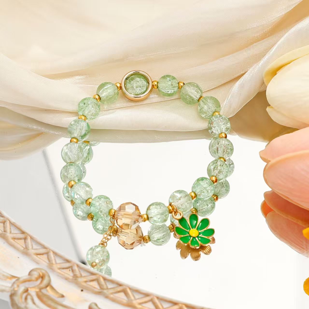 钛钢亚克力手镯 山茶花小雏菊水晶手串厂家货源闺蜜彩色爆花