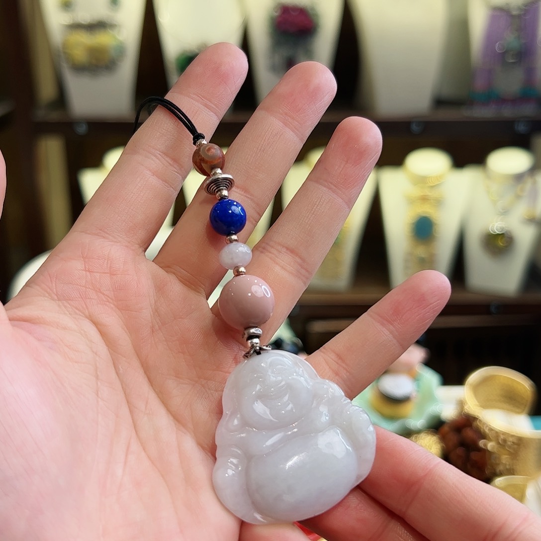 翡翠挂件未镶嵌项链