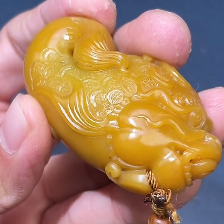 和田玉12.13 HX拍一发一