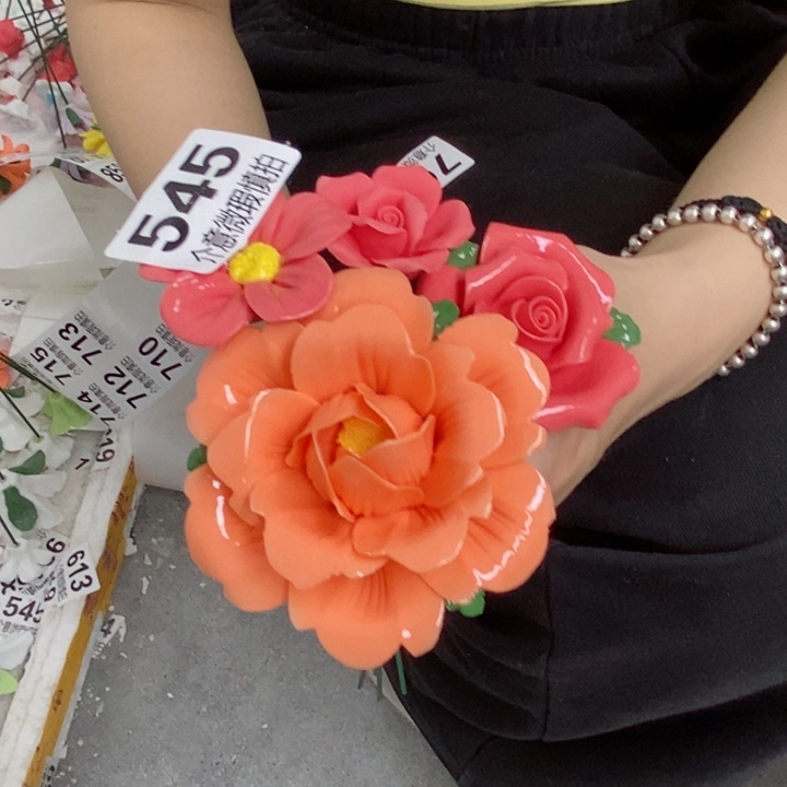 摆件陶瓷材料加工