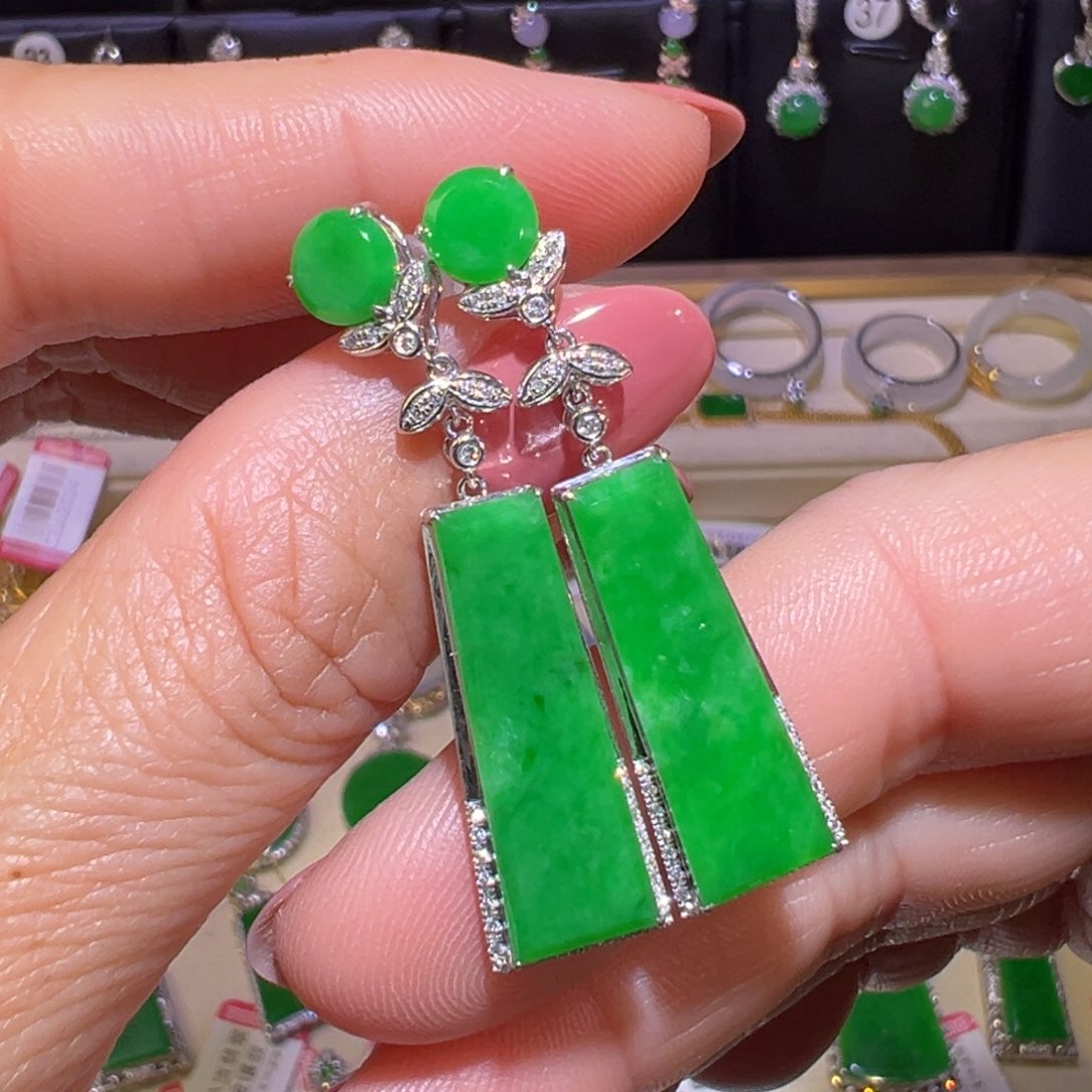 翡翠颈饰18K金镶嵌耳环