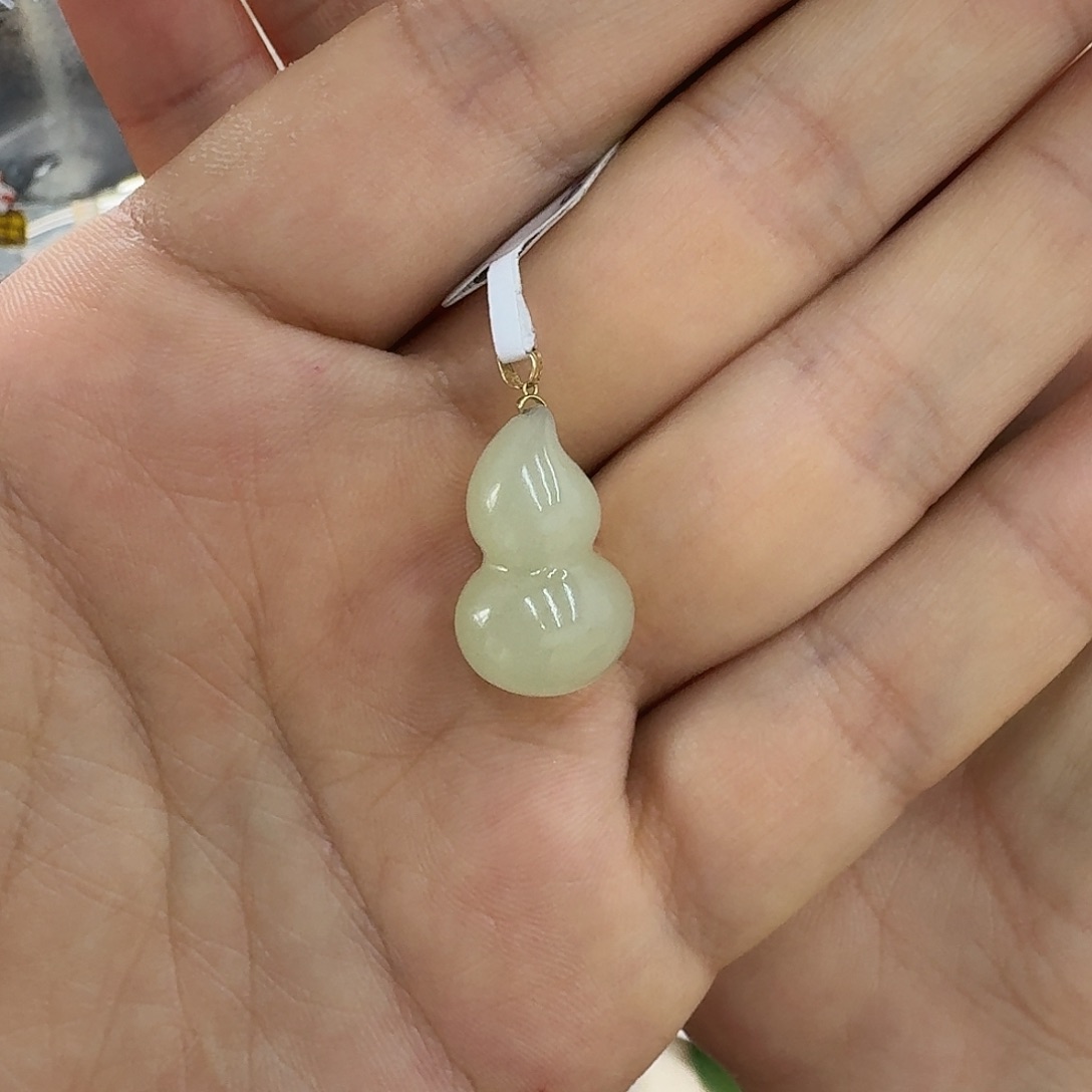 和田玉18K金镶嵌颈饰英**3