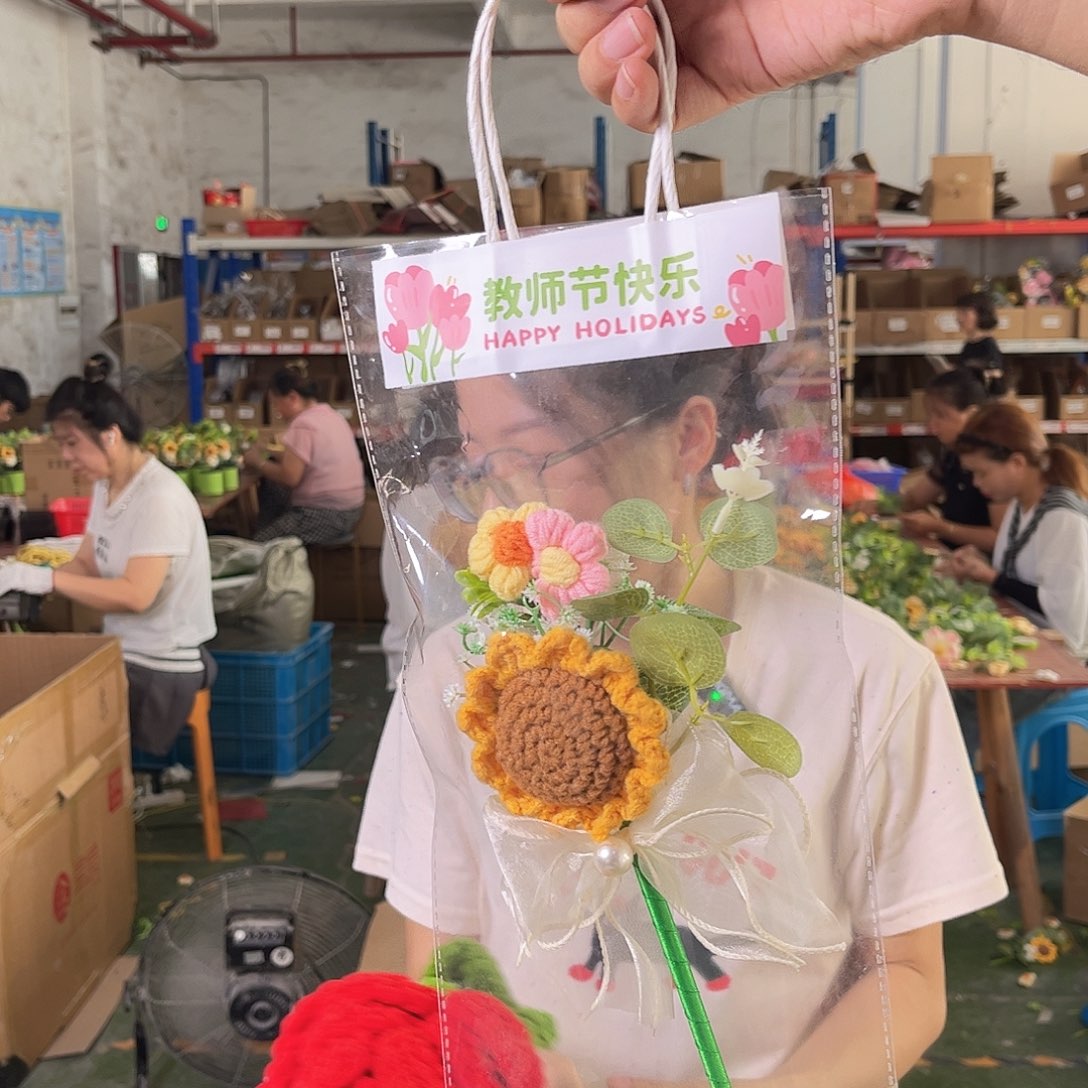向日葵花笔礼物送给