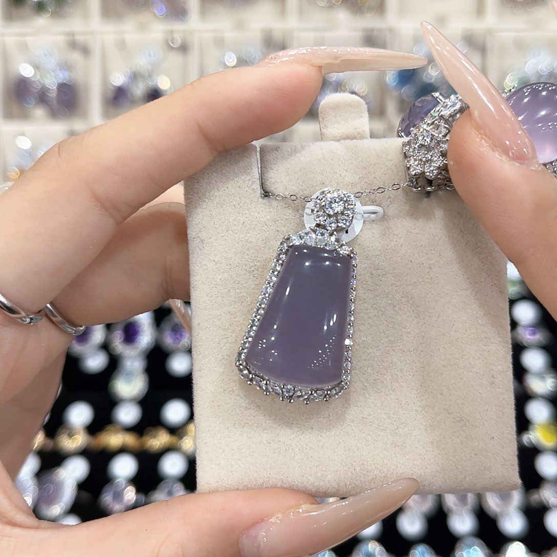 露***露萤石颈饰银S925镶嵌不要链条