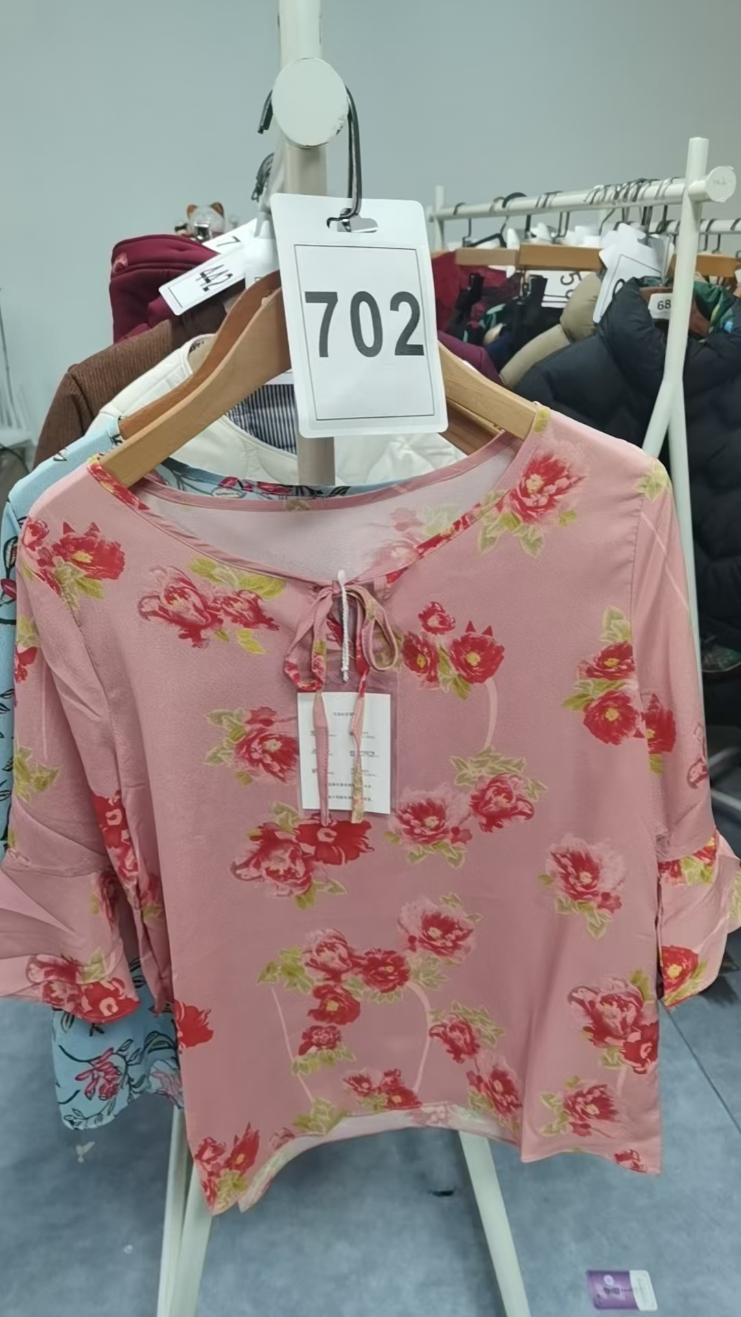 702-女士休闲服装上衣