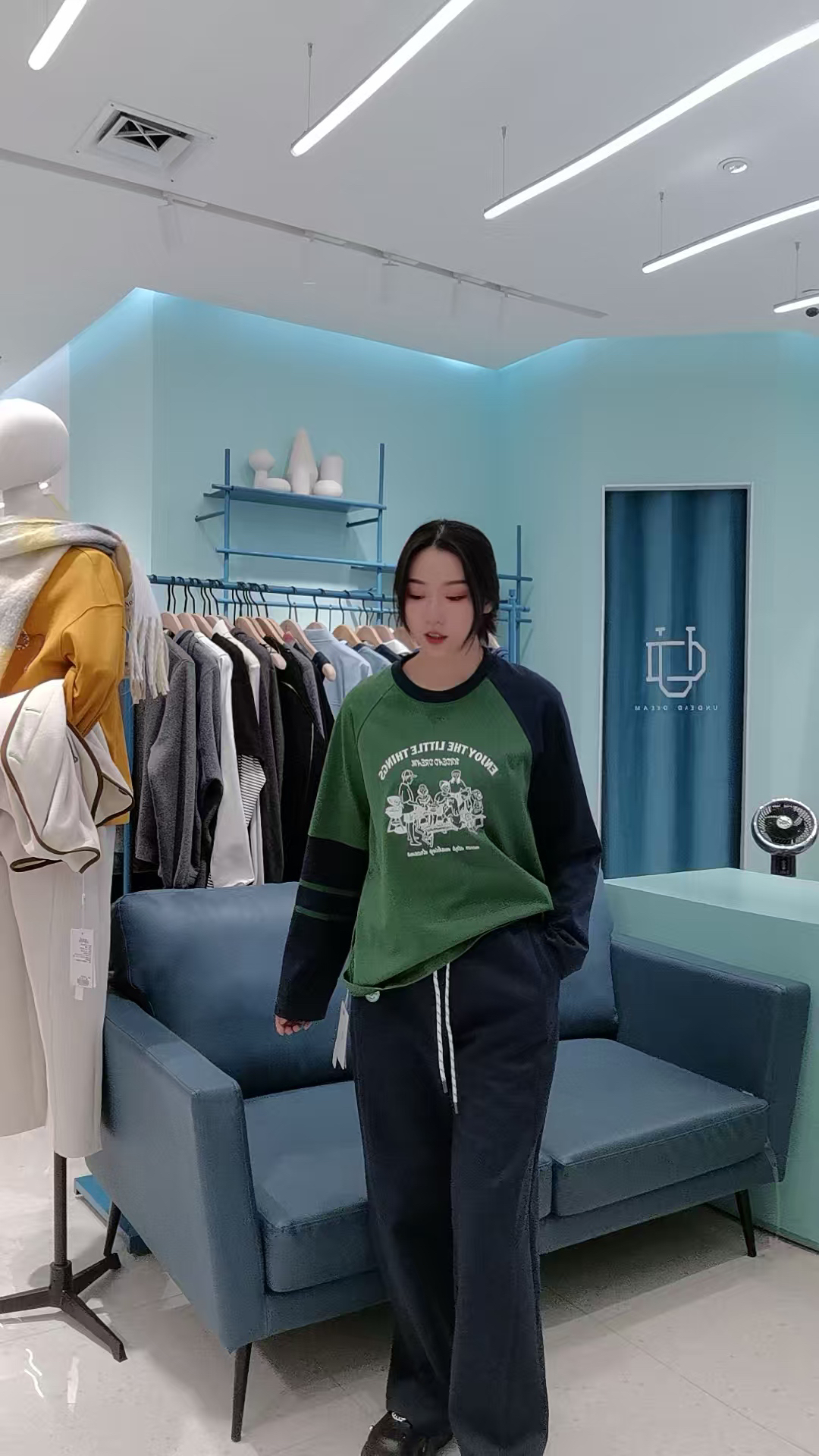 藏青色城市慢跑裤