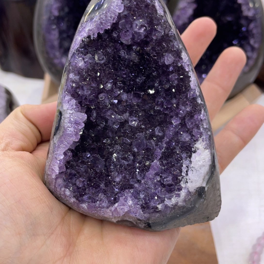 水晶大型摆件（非配饰）未镶嵌