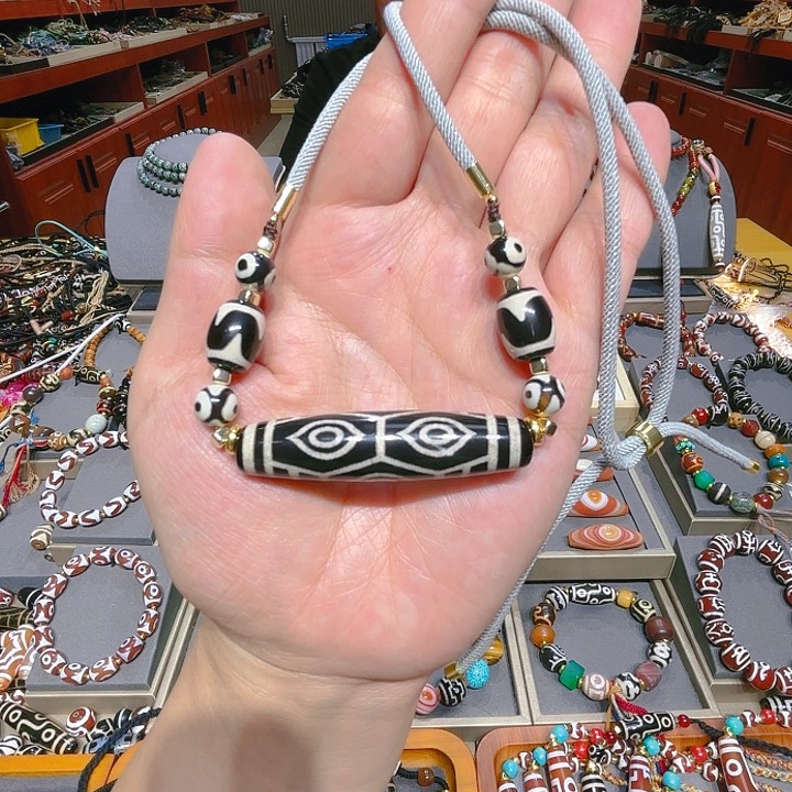 未镶嵌玛瑙/玉髓珠宝奇石