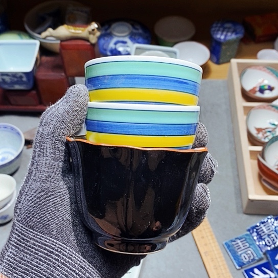 瓷片万事如意。天天开心