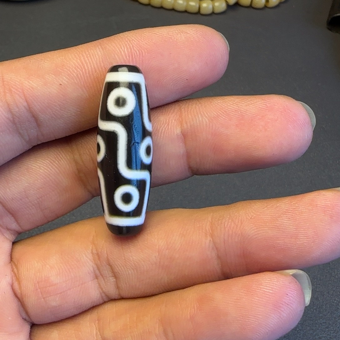 白***子泥塑Zgdhgjhkjkhkjkkb