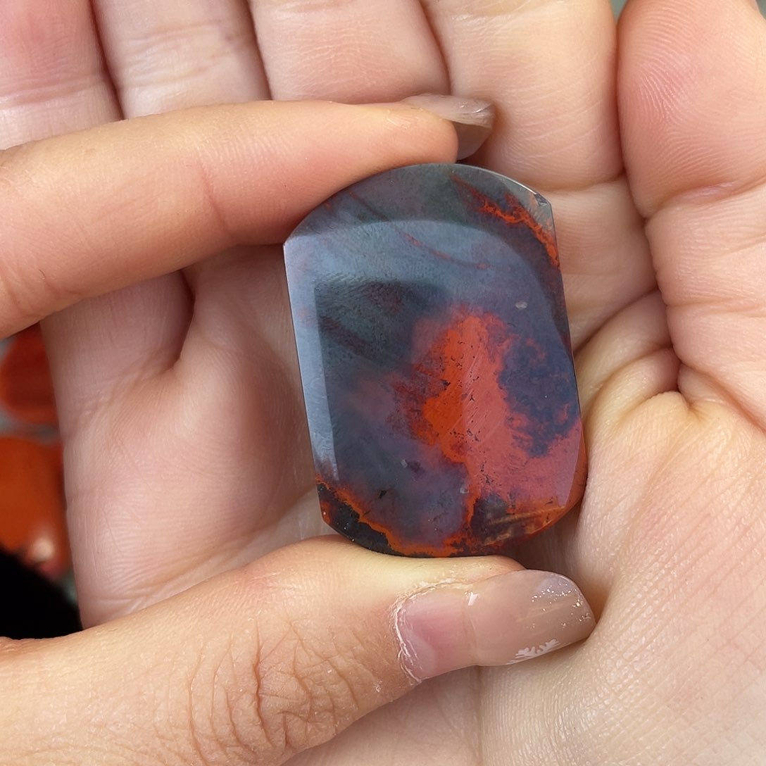 南红玛瑙手串未镶嵌