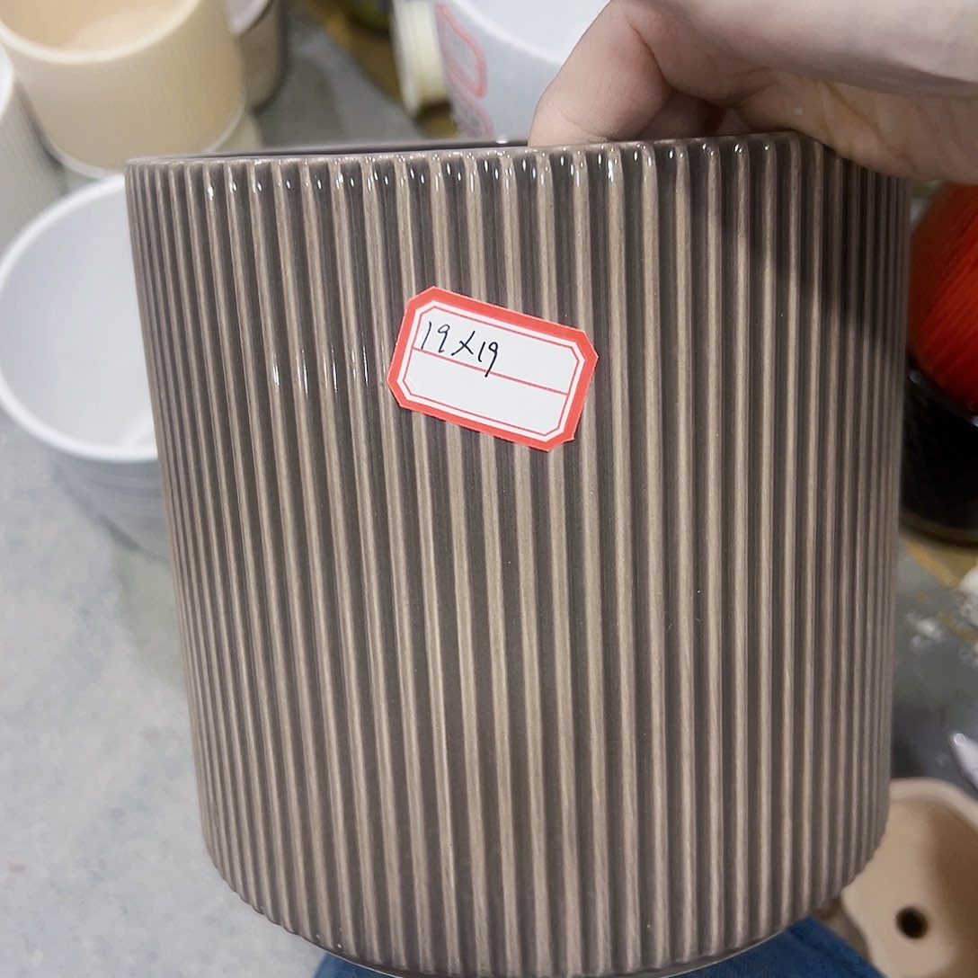 有孔外贸尾单陶瓷花盆凑单10米包邮