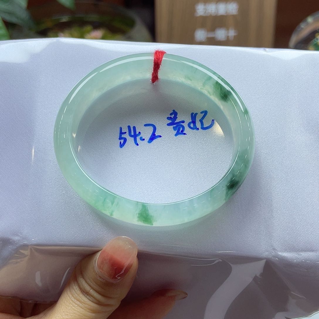 翡翠手镯未镶嵌92号链接