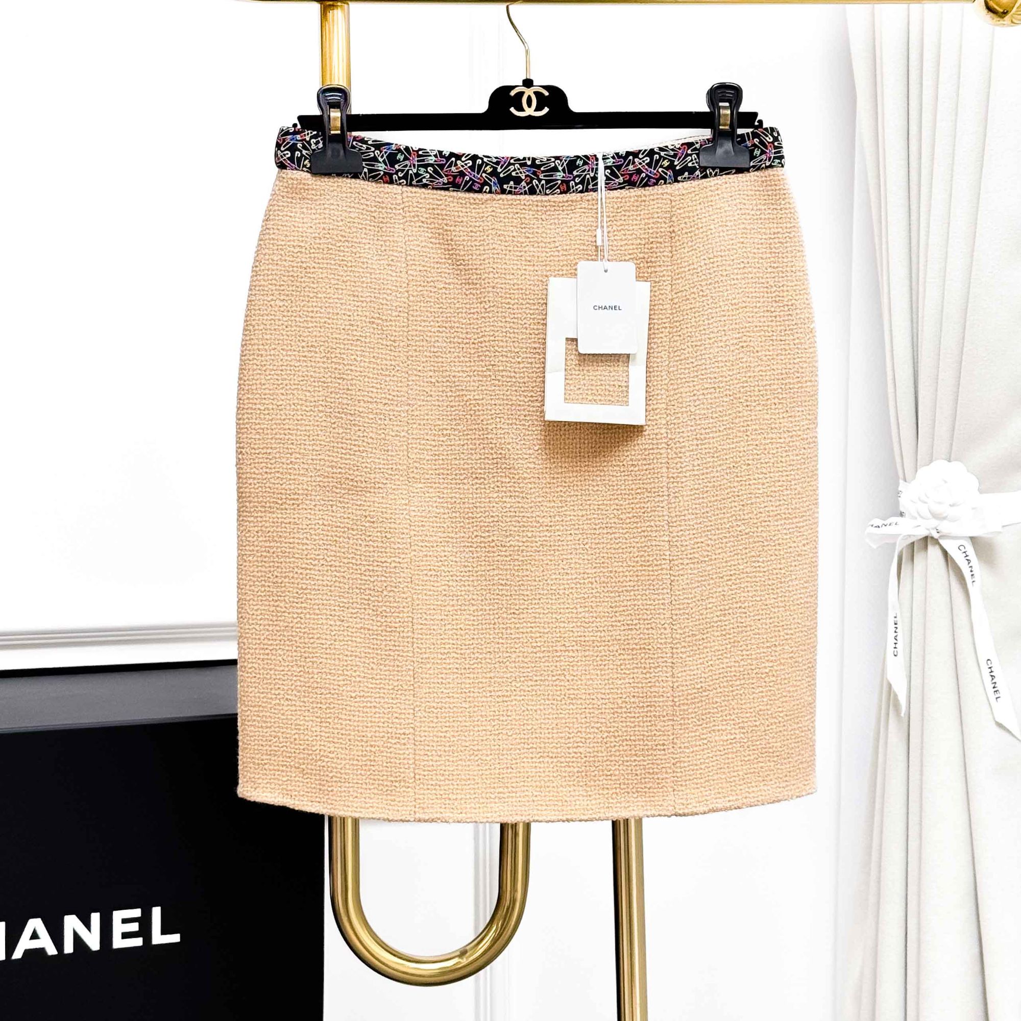 99新 Chanel/香奈儿 38码 橘粉色内拼彩色回形针图案 编织 半身裙