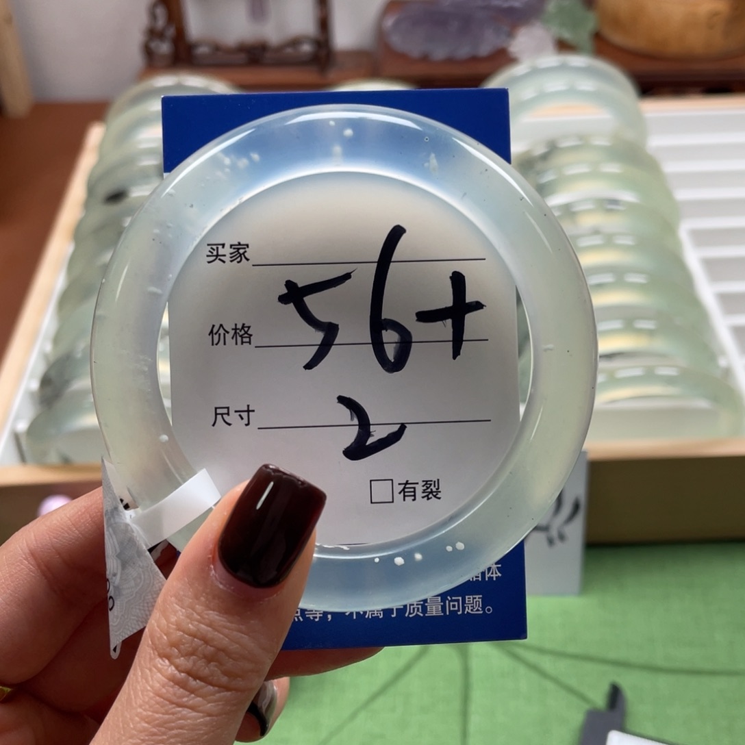 抠***z蛇纹石玉未镶嵌手镯