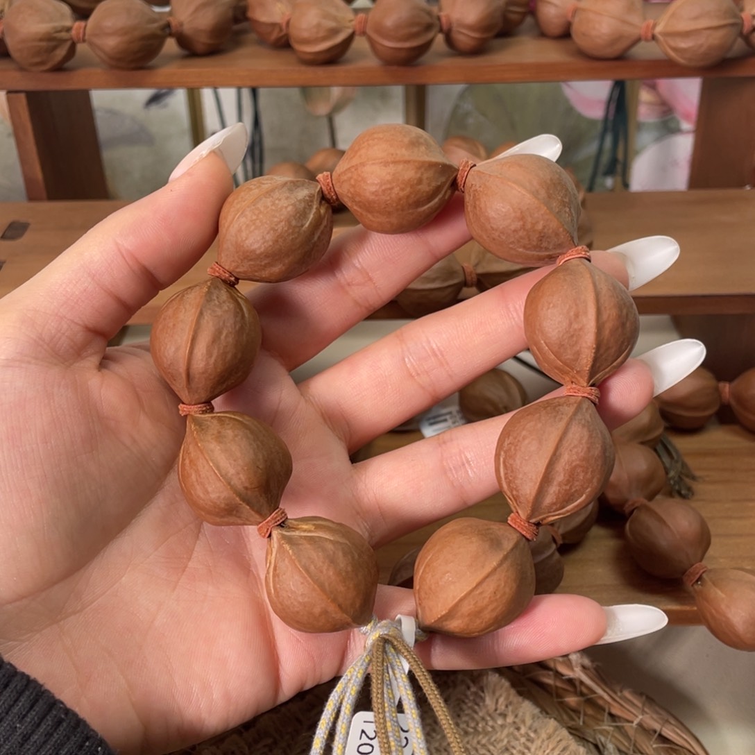 劉***W橄榄核手串/手链22.5*28梅林铁核