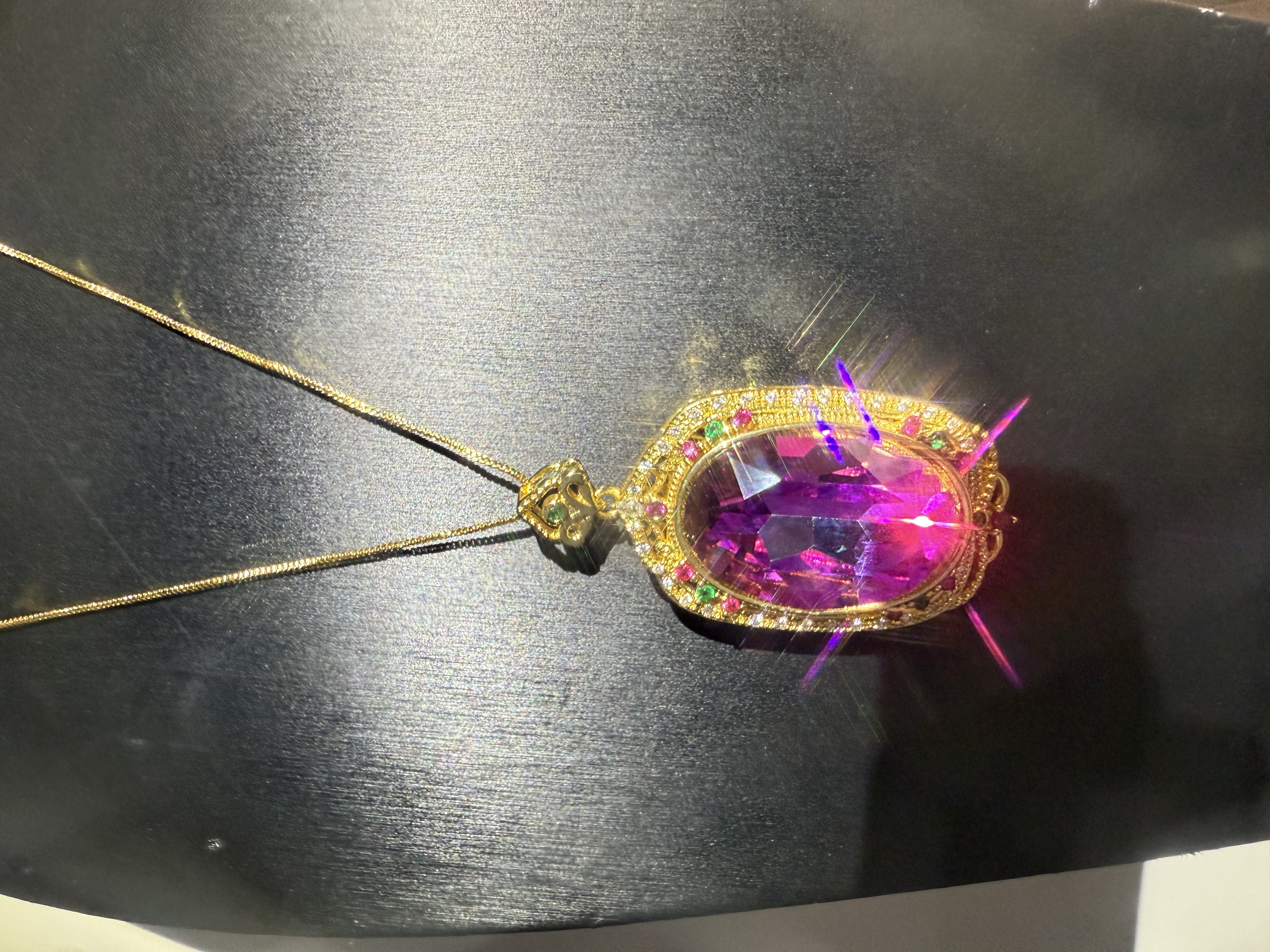 A006 紫龙金精选吊坠+项链(礼盒）