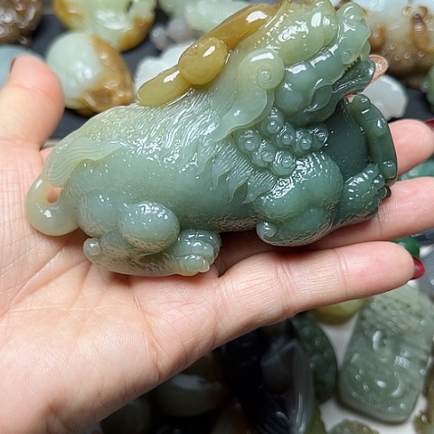 和田玉颈饰未镶嵌?****j