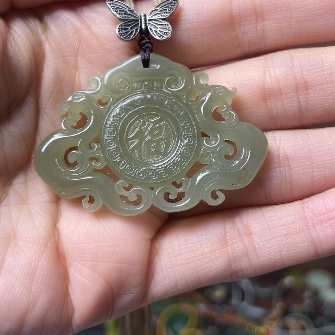 和田玉（糖玉）未镶嵌颈饰