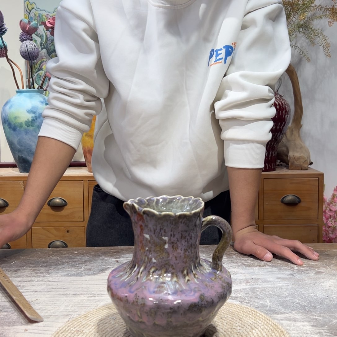 摆件陶瓷花瓶高17口7瑕疵手工盘泥