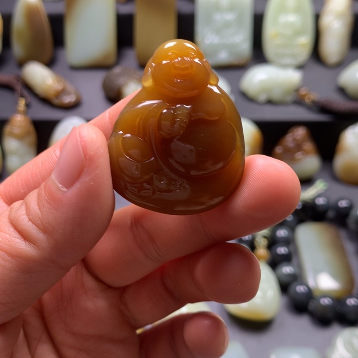 和田玉（糖玉）颈饰未镶嵌