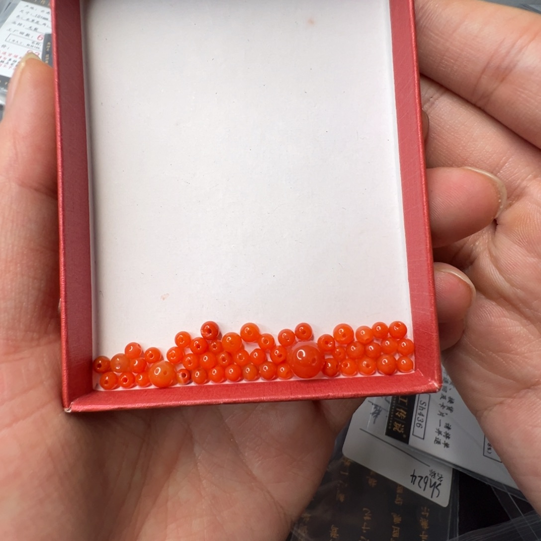南红玛瑙散珠 Ax98号未镶嵌娟*