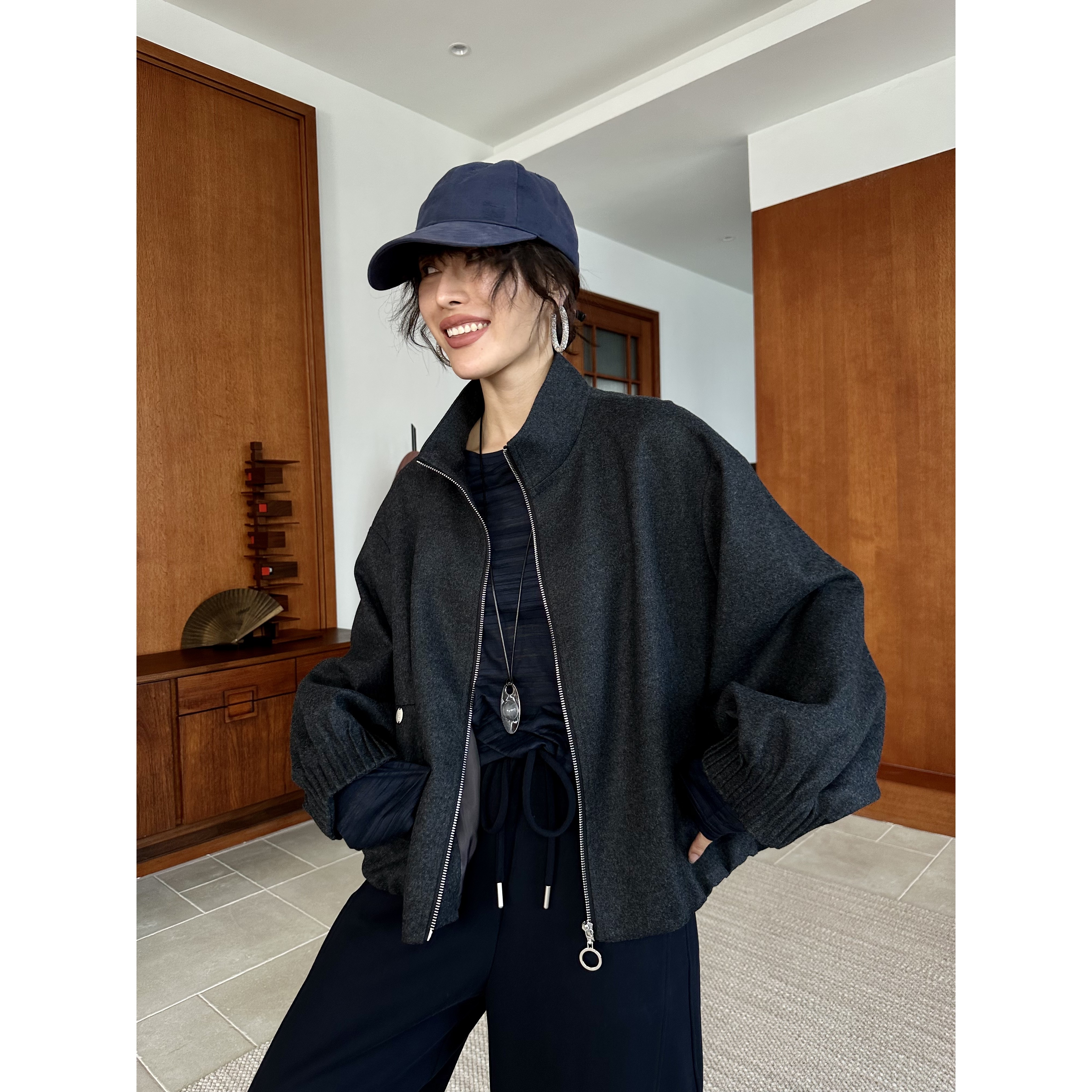 LevinLove 深灰色羊毛夹克  L25AW07A9