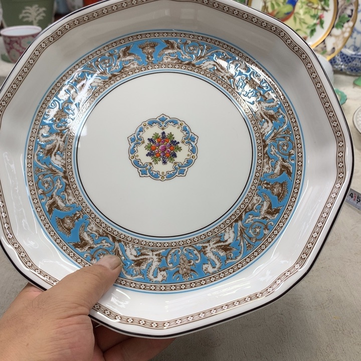 紫砂金瓷阁精品瓷器店