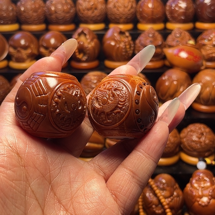 来***你把件橄榄核橄榄雕刻