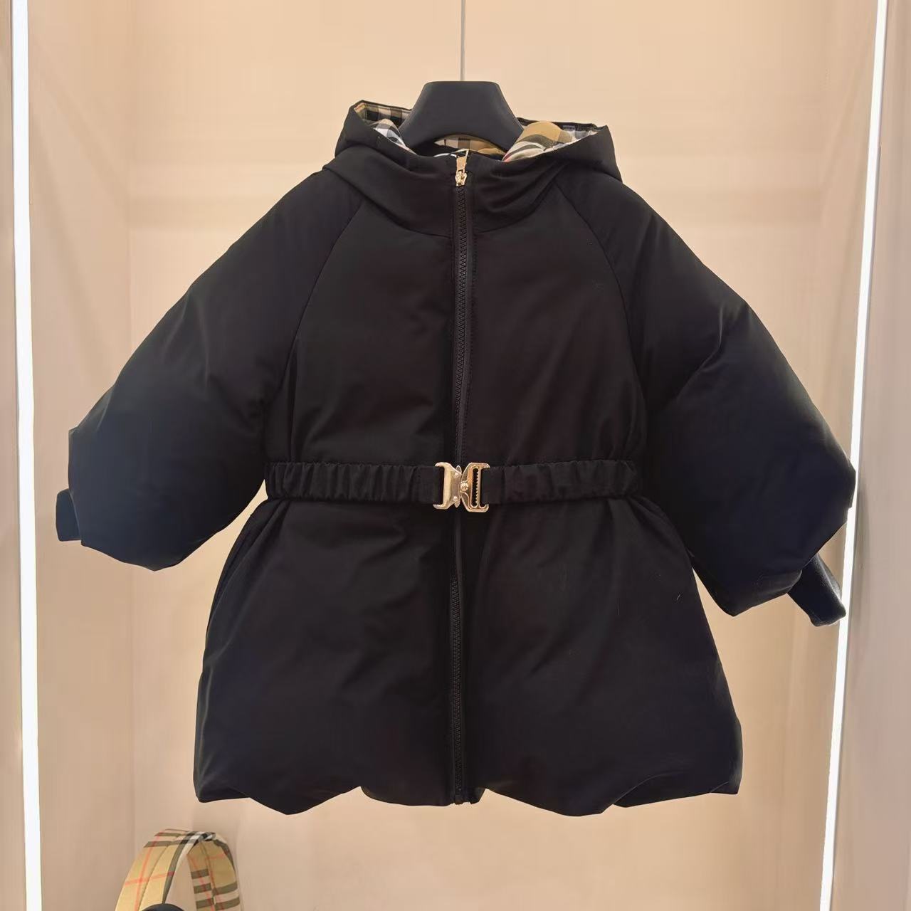 【轻奢格子】88586儿童女童冬季新款黑色连帽加厚保暖连帽棉服外套
