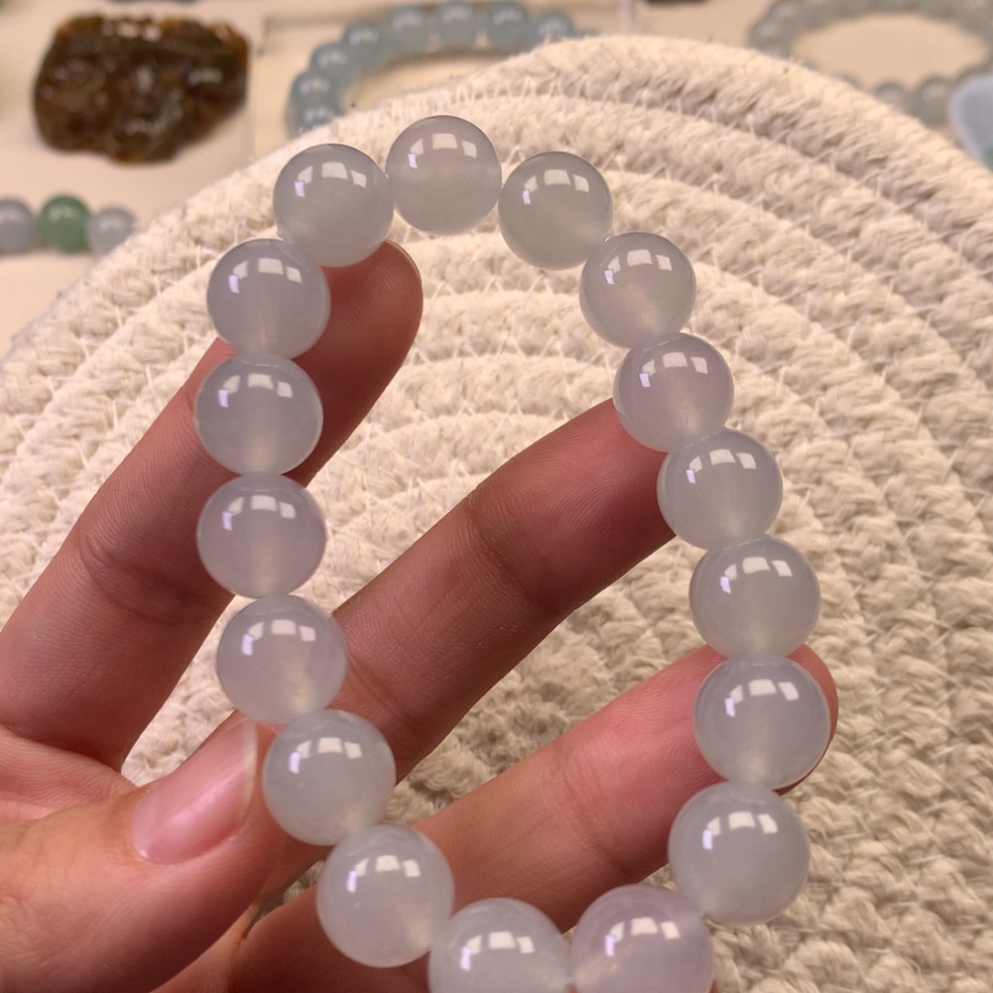 翡翠未镶嵌颈饰天然翡翠卡12定金