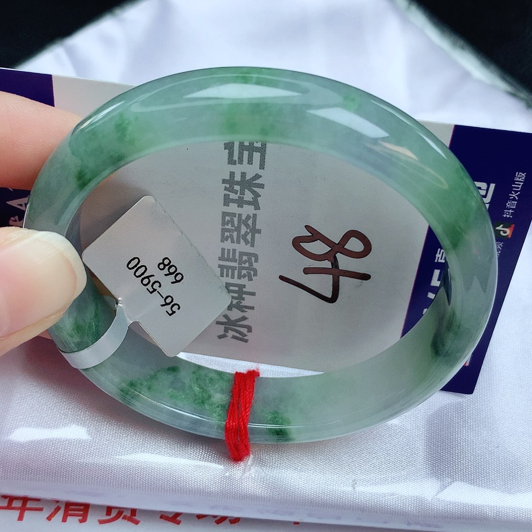 翡翠手镯未镶嵌缅甸天然A货翡翠手镯