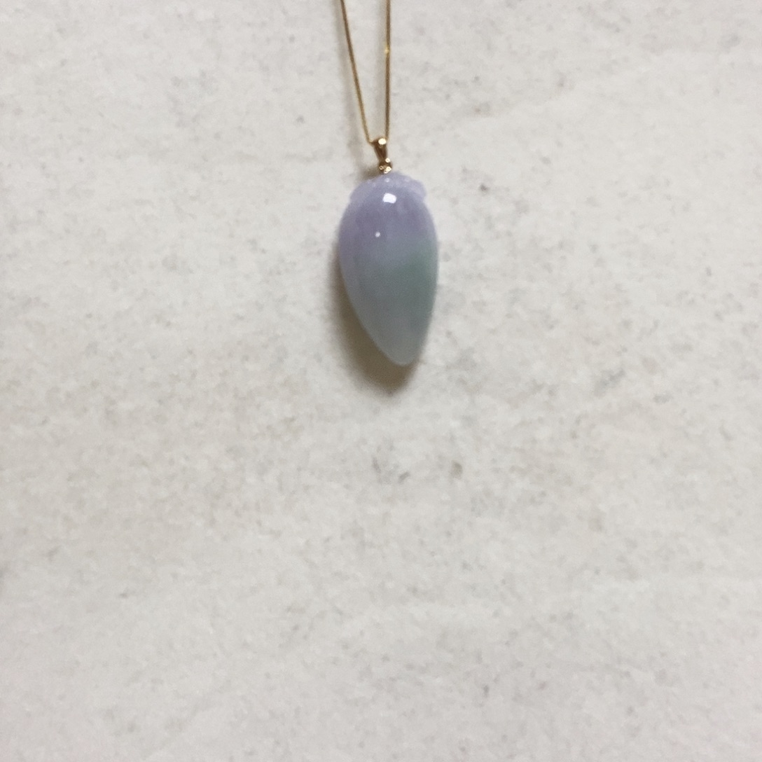 翡翠颈饰18K金镶嵌简单