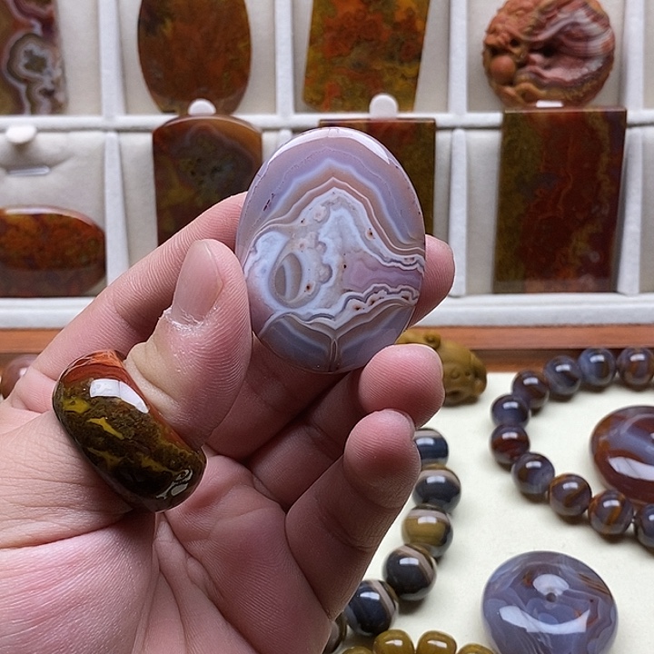 玛瑙/玉髓未镶嵌颈饰