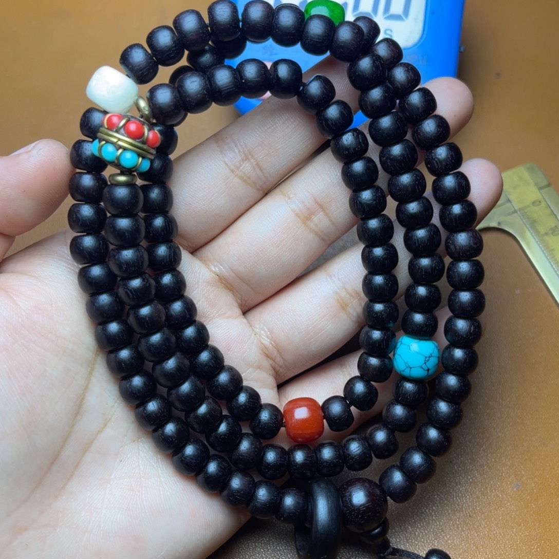 青***士玻璃颈饰啦啦啦啦啦啦