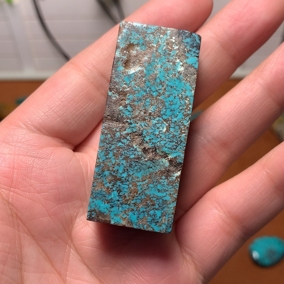 归***心绿松石未镶嵌珠宝奇石