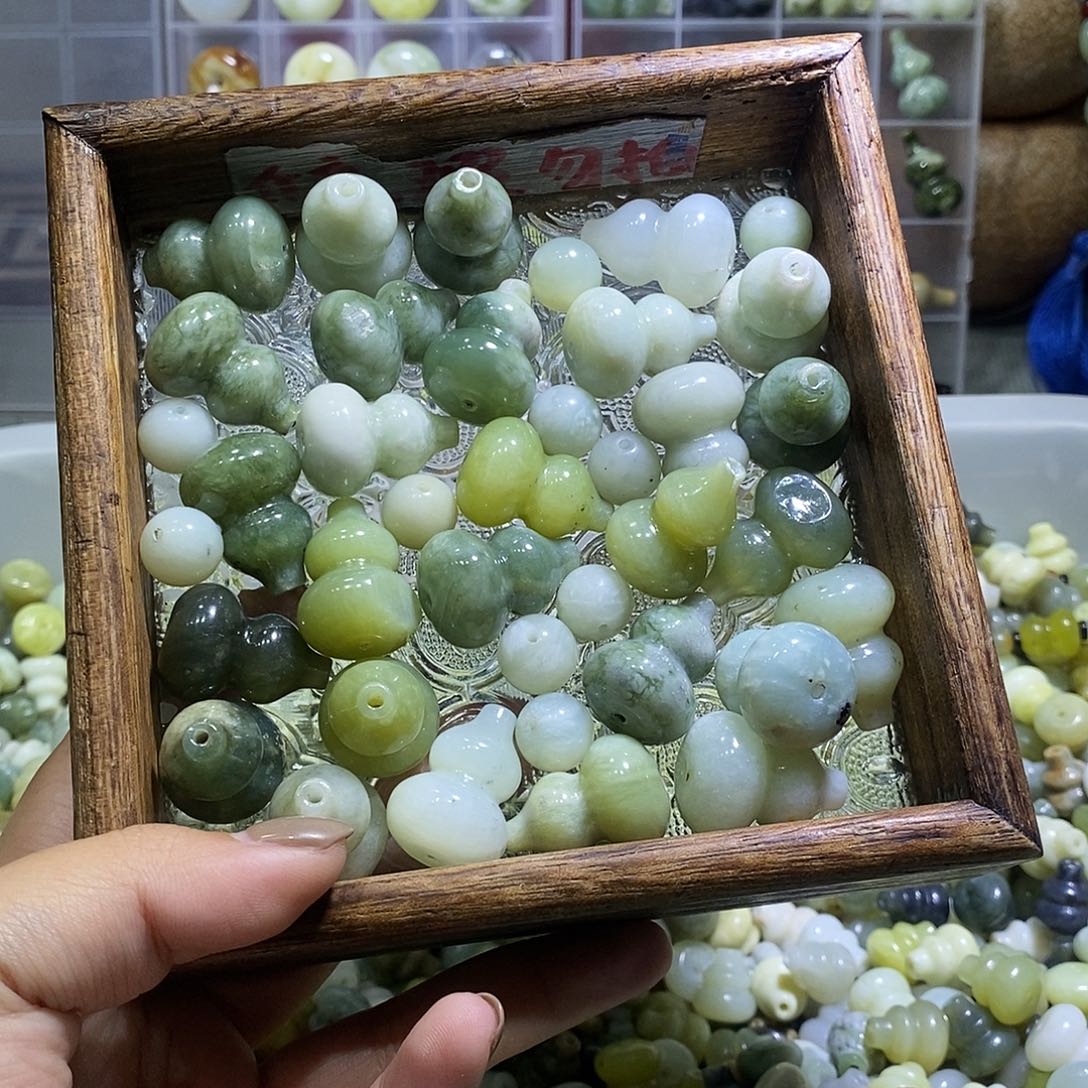 合金蛇纹石玉车挂255