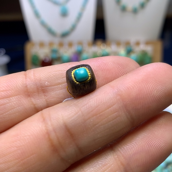 绿松石未镶嵌配饰