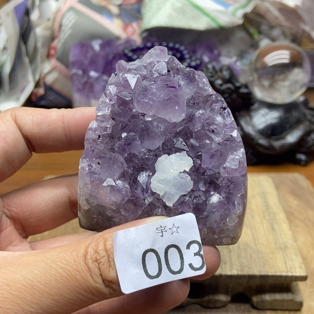 紫晶天然水晶摆件未镶嵌