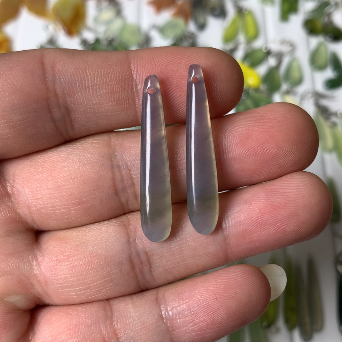 蛇纹石玉耳饰未镶嵌