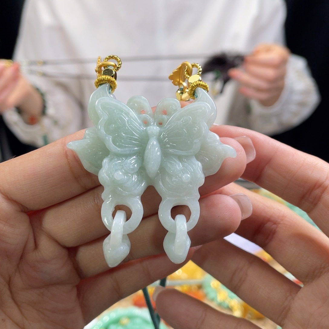 翡翠颈饰未镶嵌代编织