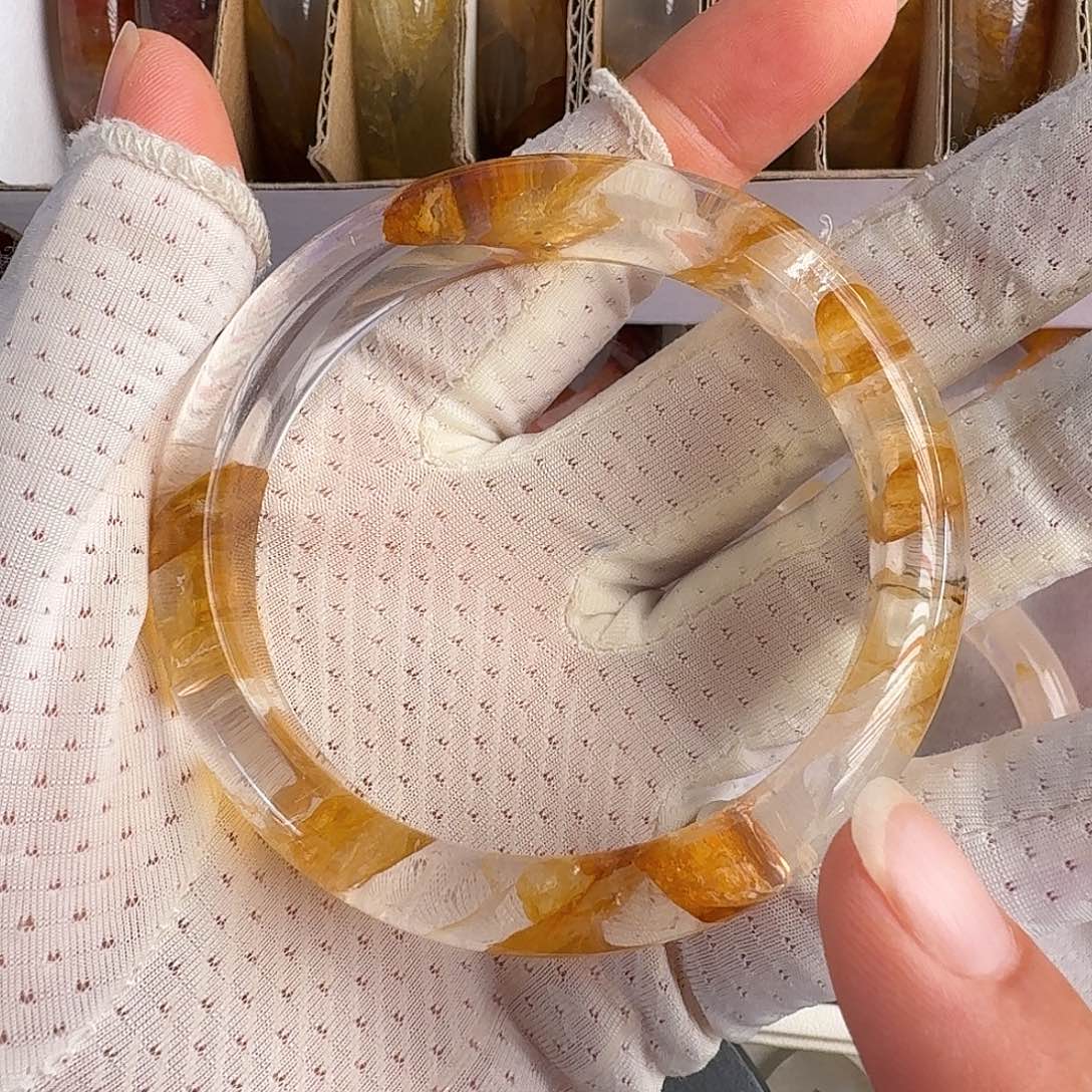 小***酱未镶嵌颈饰水晶定制